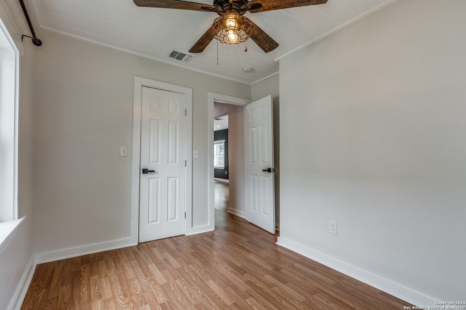 136 W Lambert Street San Antonio TX 78204