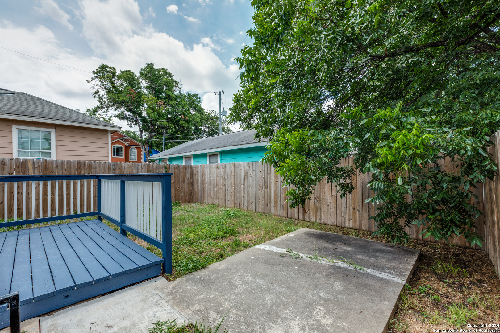 136 W Lambert Street San Antonio TX 78204