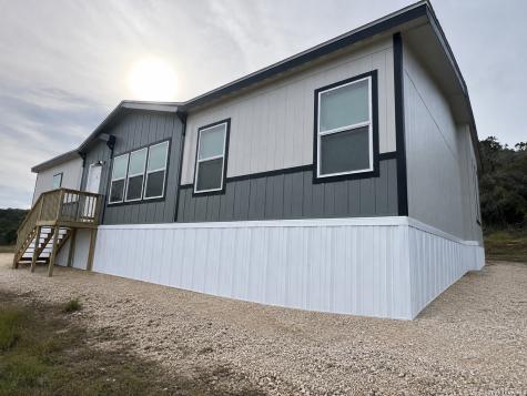 12934 Park Road 37 Lakehills TX 78063