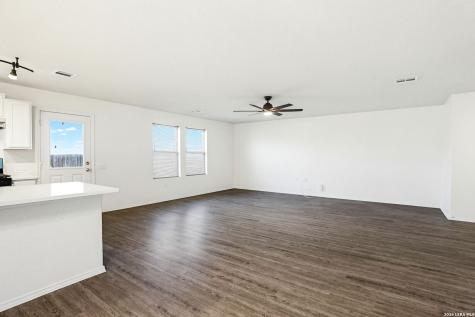 6531 Hazy Glen San Antonio TX 78218