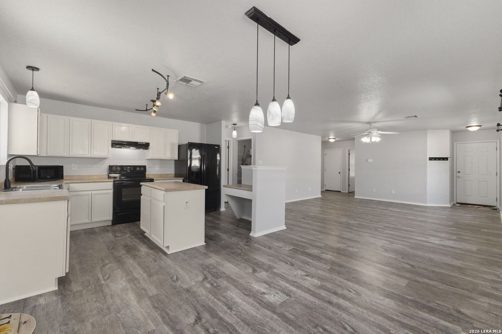 9031 Laguna Falls San Antonio TX 78251