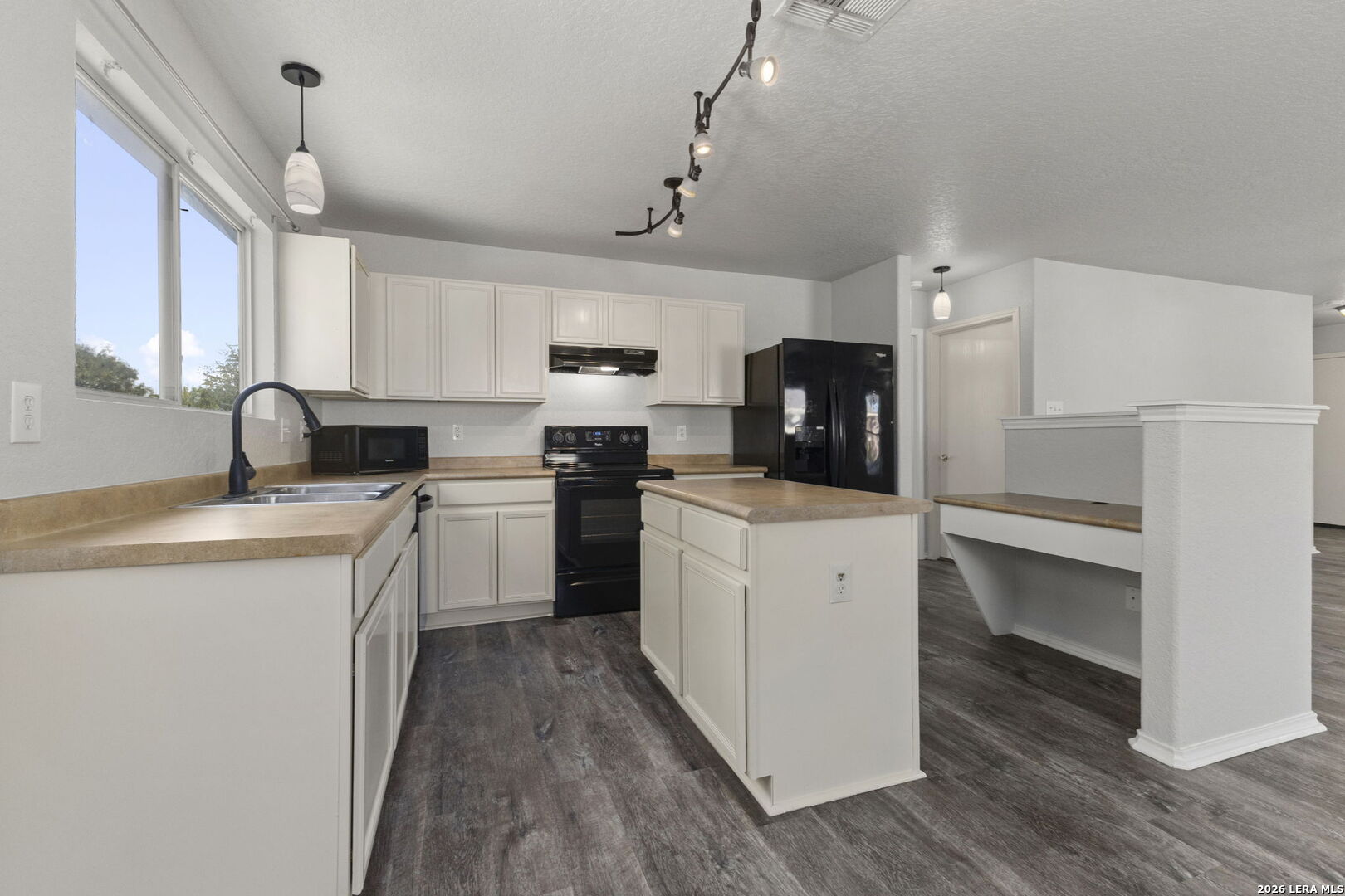 9031 Laguna Falls San Antonio TX 78251