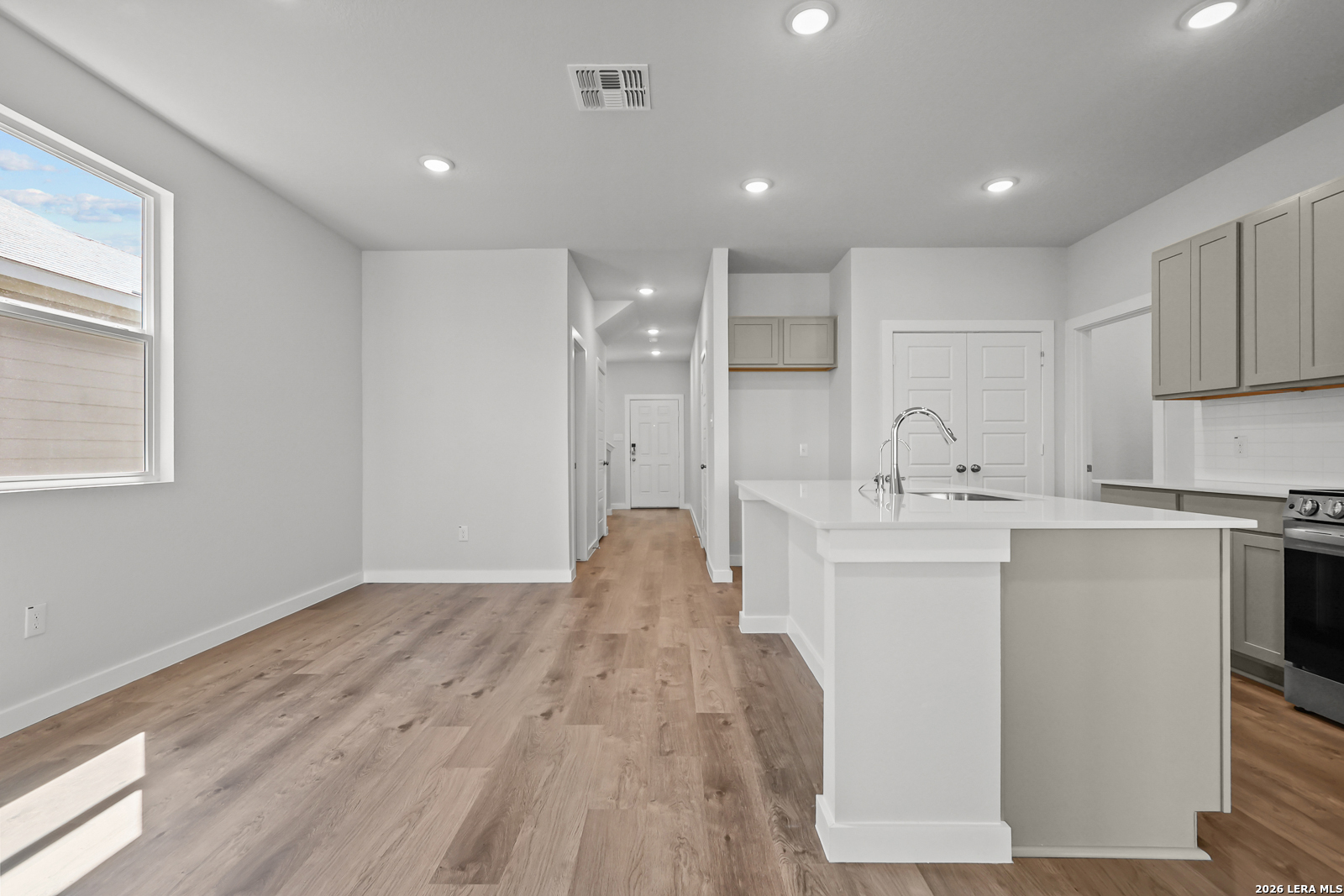 2351 Crisp Glen San Antonio TX 78224