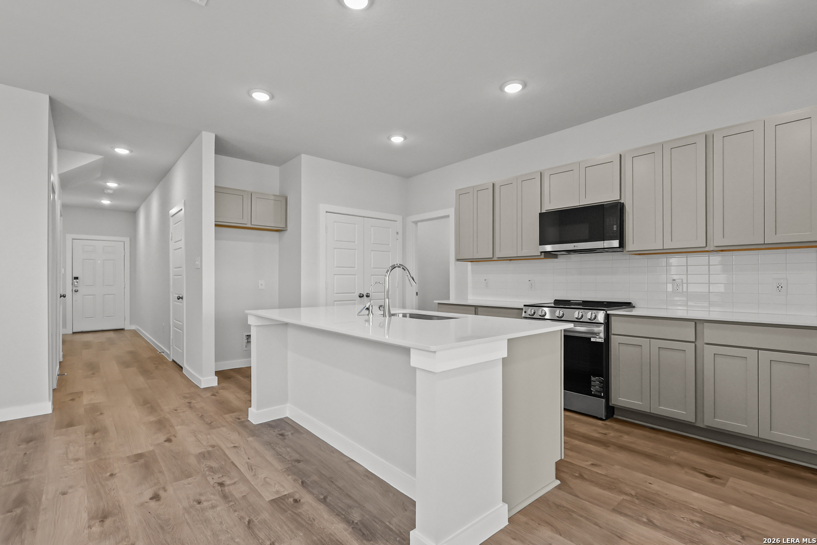 2351 Crisp Glen San Antonio TX 78224