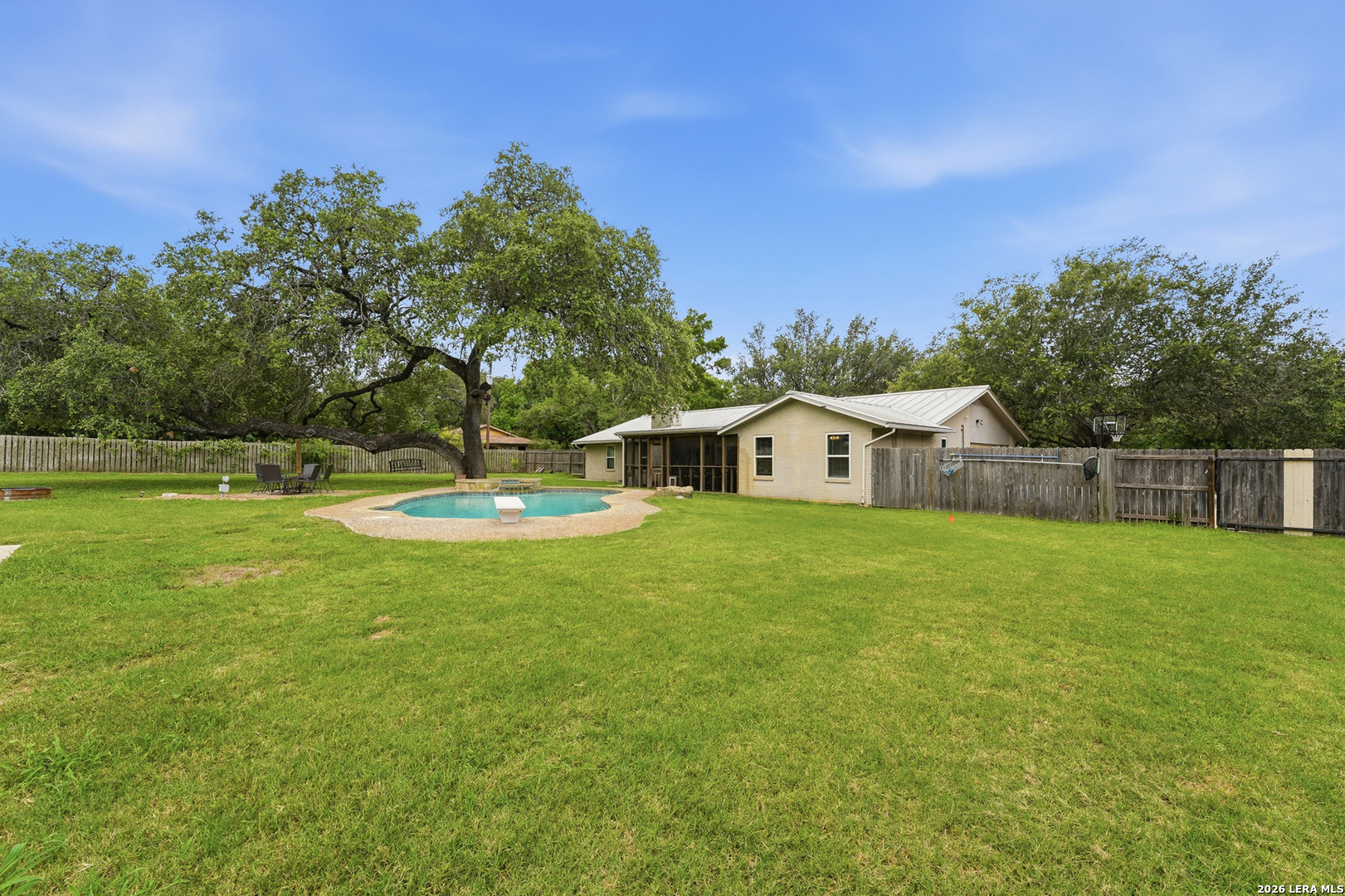 111 Deer Run Pleasanton TX 78064