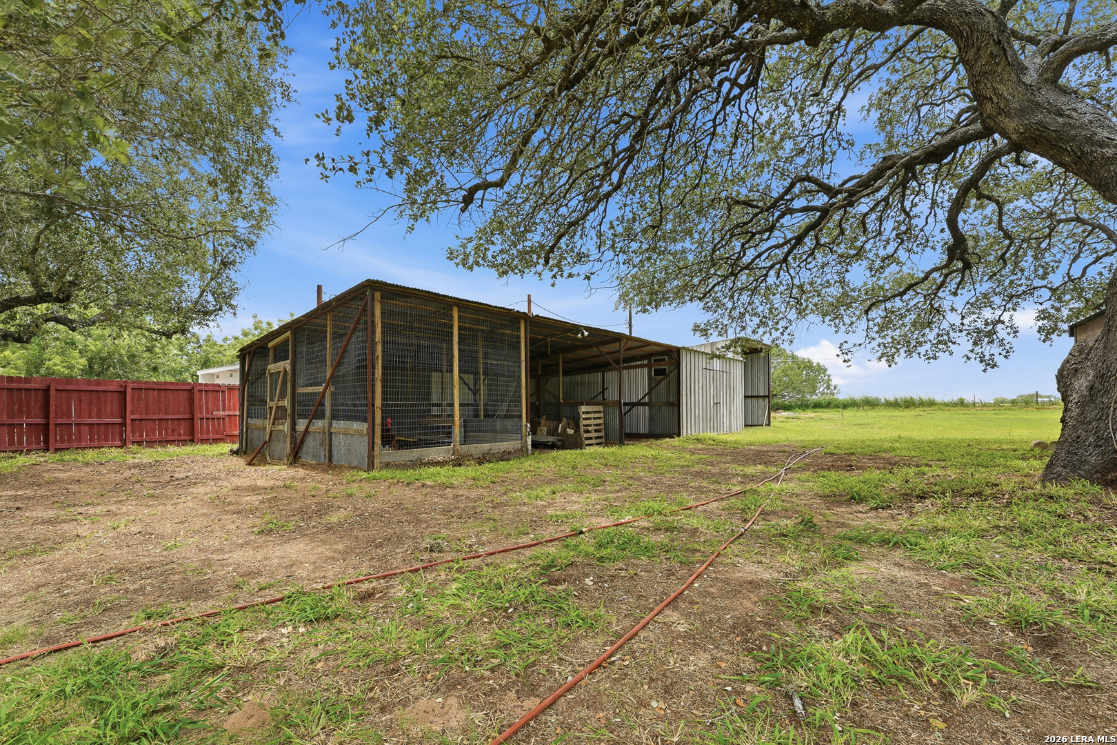 111 Deer Run Pleasanton TX 78064