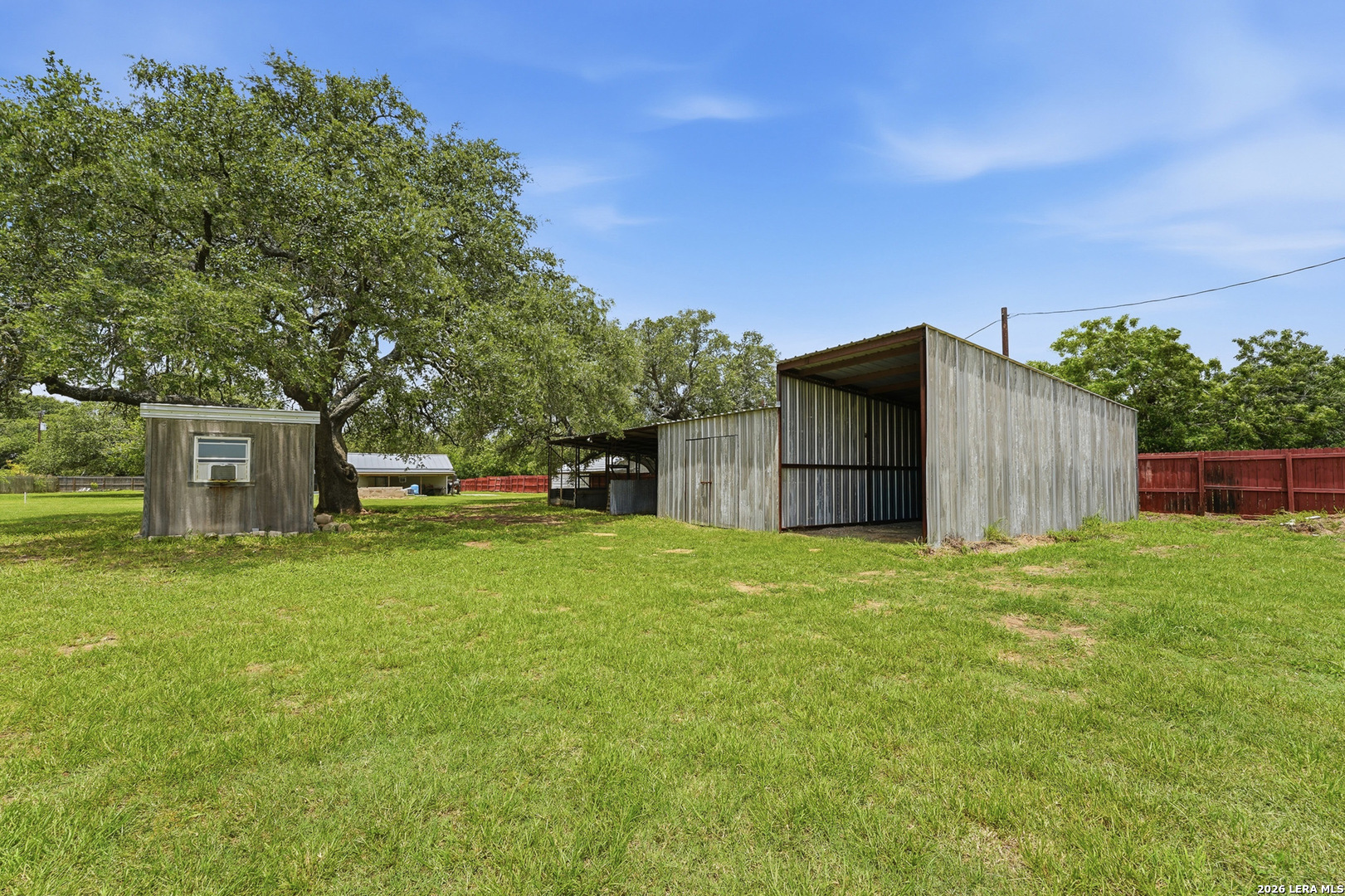 111 Deer Run Pleasanton TX 78064