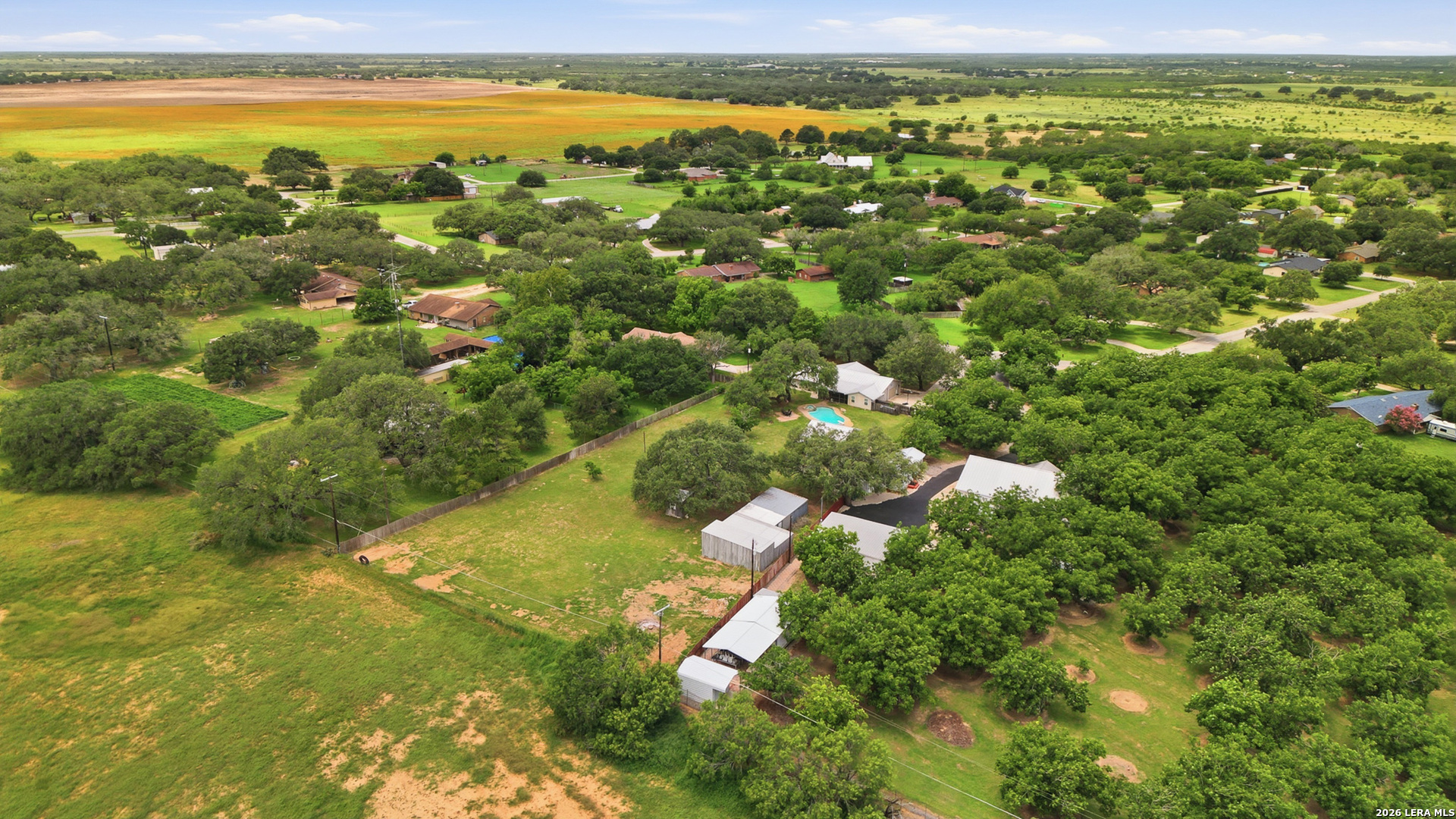 111 Deer Run Pleasanton TX 78064