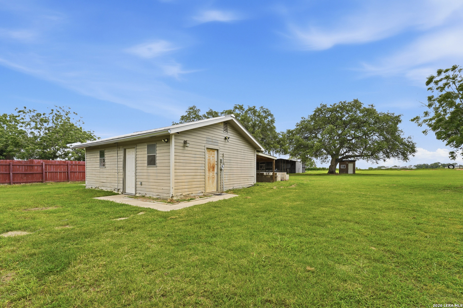 111 Deer Run Pleasanton TX 78064