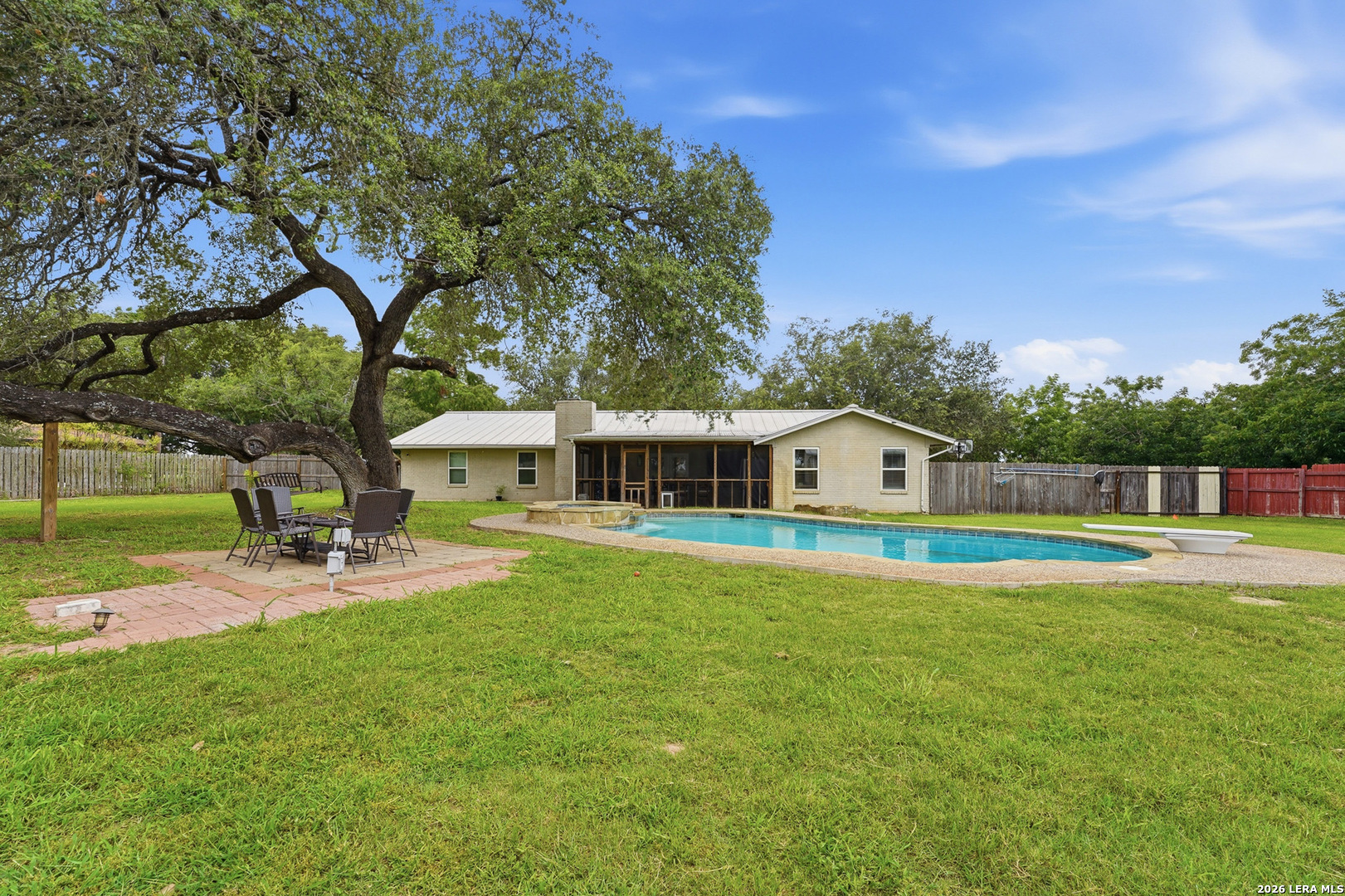 111 Deer Run Pleasanton TX 78064