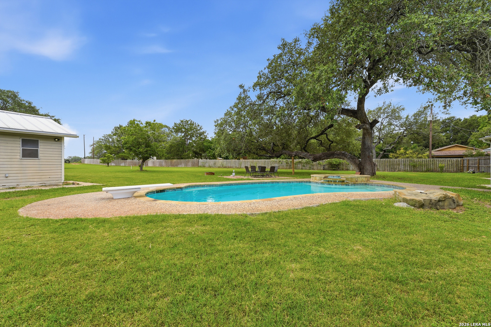 111 Deer Run Pleasanton TX 78064