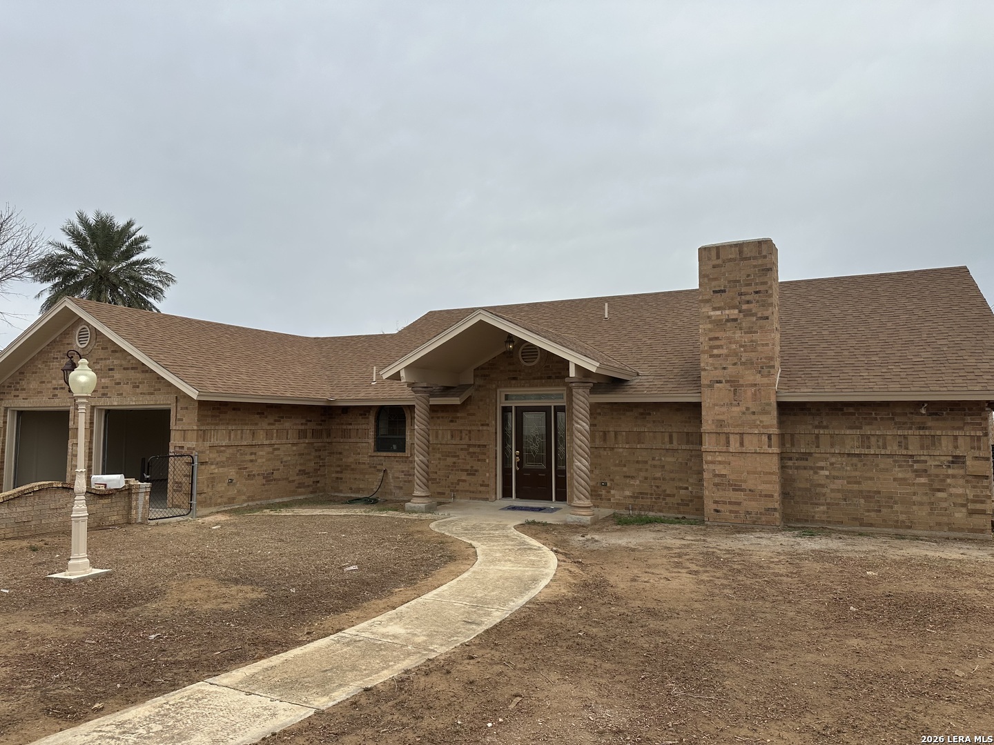 703 N 9th Carrizo Springs TX 78834