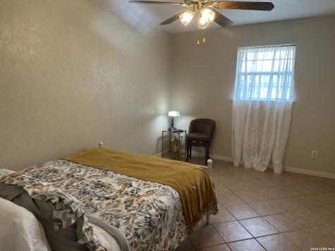 703 N 9th Carrizo Springs TX 78834