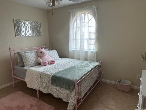 703 N 9th Carrizo Springs TX 78834
