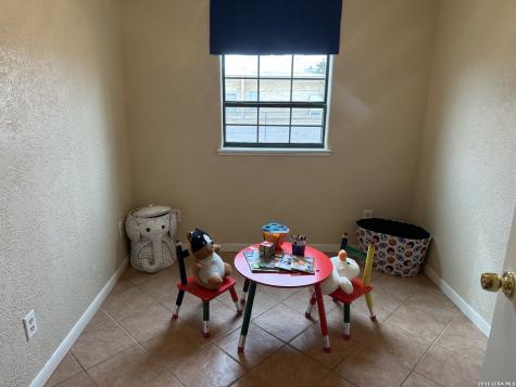 703 N 9th Carrizo Springs TX 78834