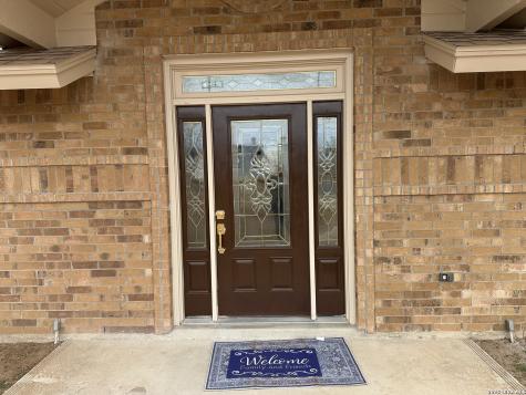 703 N 9th Carrizo Springs TX 78834