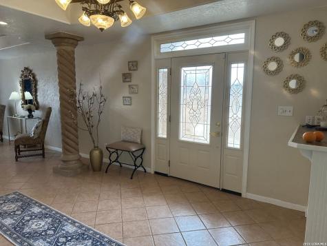 703 N 9th Carrizo Springs TX 78834
