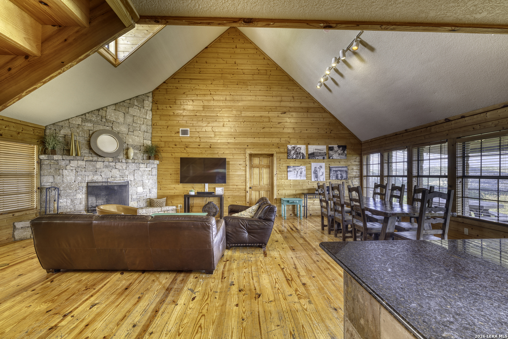 360 Bluebonnet Concan TX 78838