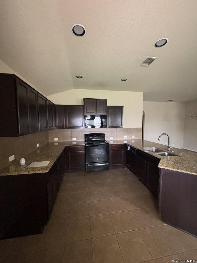 11507 N Peak San Antonio TX 78245