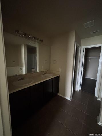 11507 N Peak San Antonio TX 78245