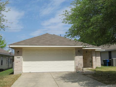 5719 Cardinal Falls San Antonio TX 78239