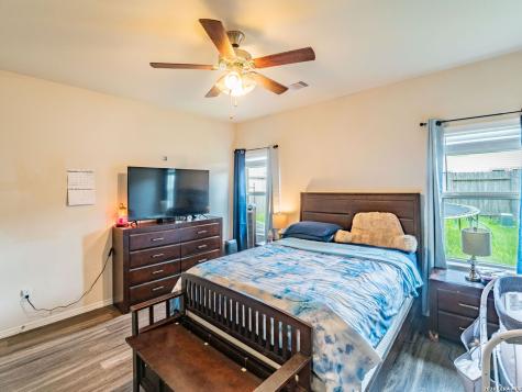 13247 Montane Manor Lane Houston TX 77044