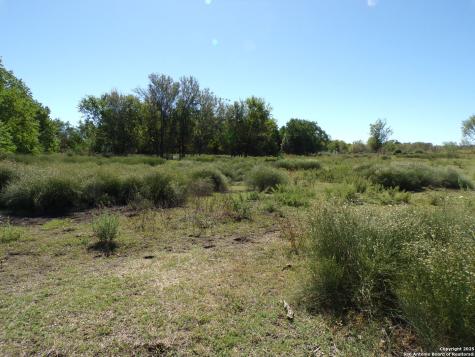 11957 Kearney Road Atascosa TX 78002