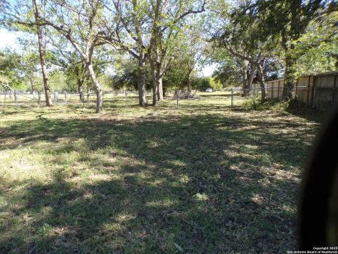 11957 Kearney Road Atascosa TX 78002