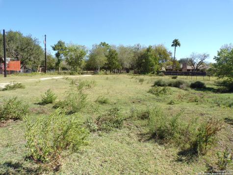 11957 Kearney Road Atascosa TX 78002