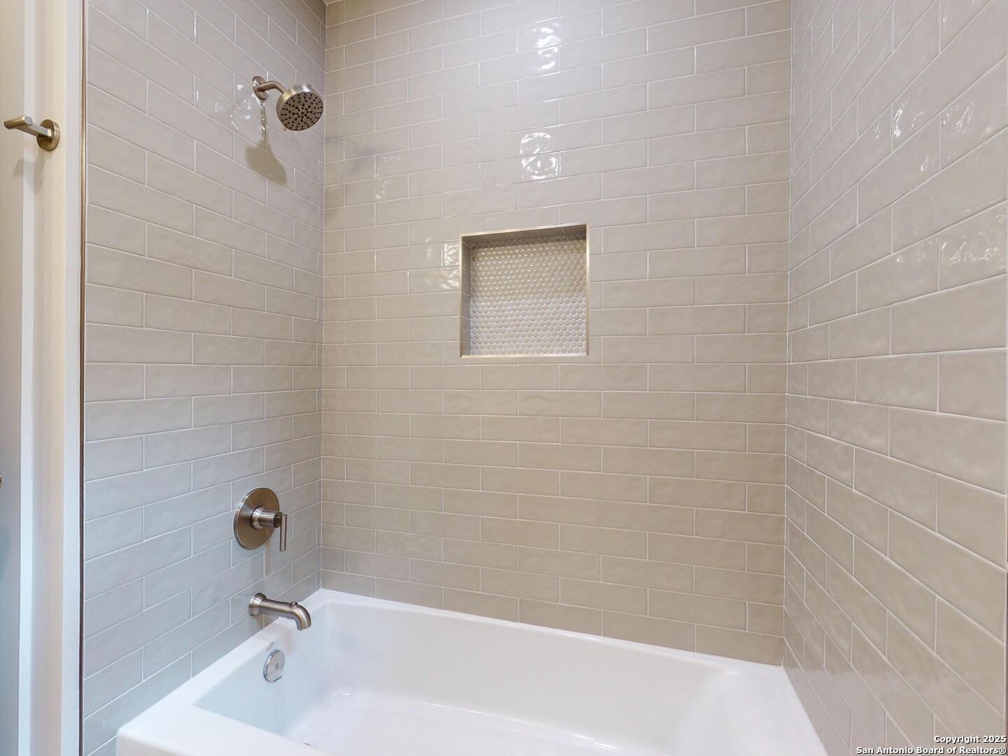 130 Larchmont Drive San Antonio TX 78209
