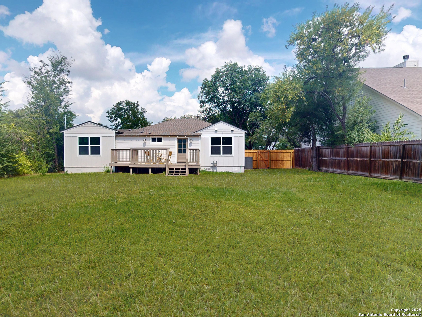 130 Larchmont Drive San Antonio TX 78209
