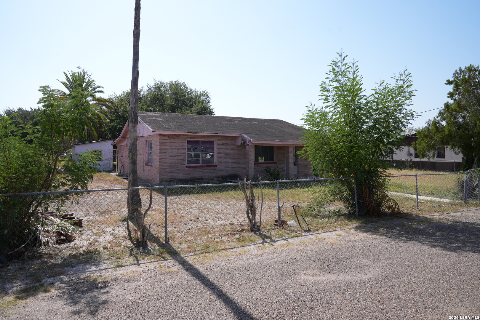 221 Fresno Street Sullivan City TX 78595
