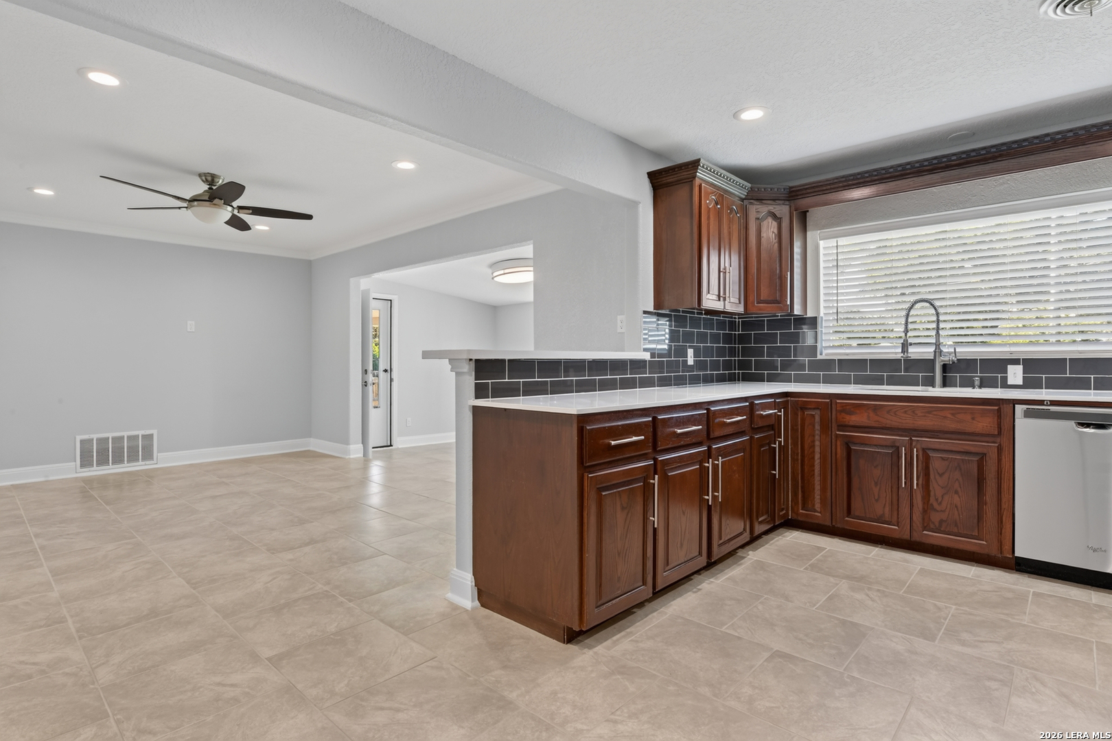 134 Longridge Drive San Antonio TX 78228