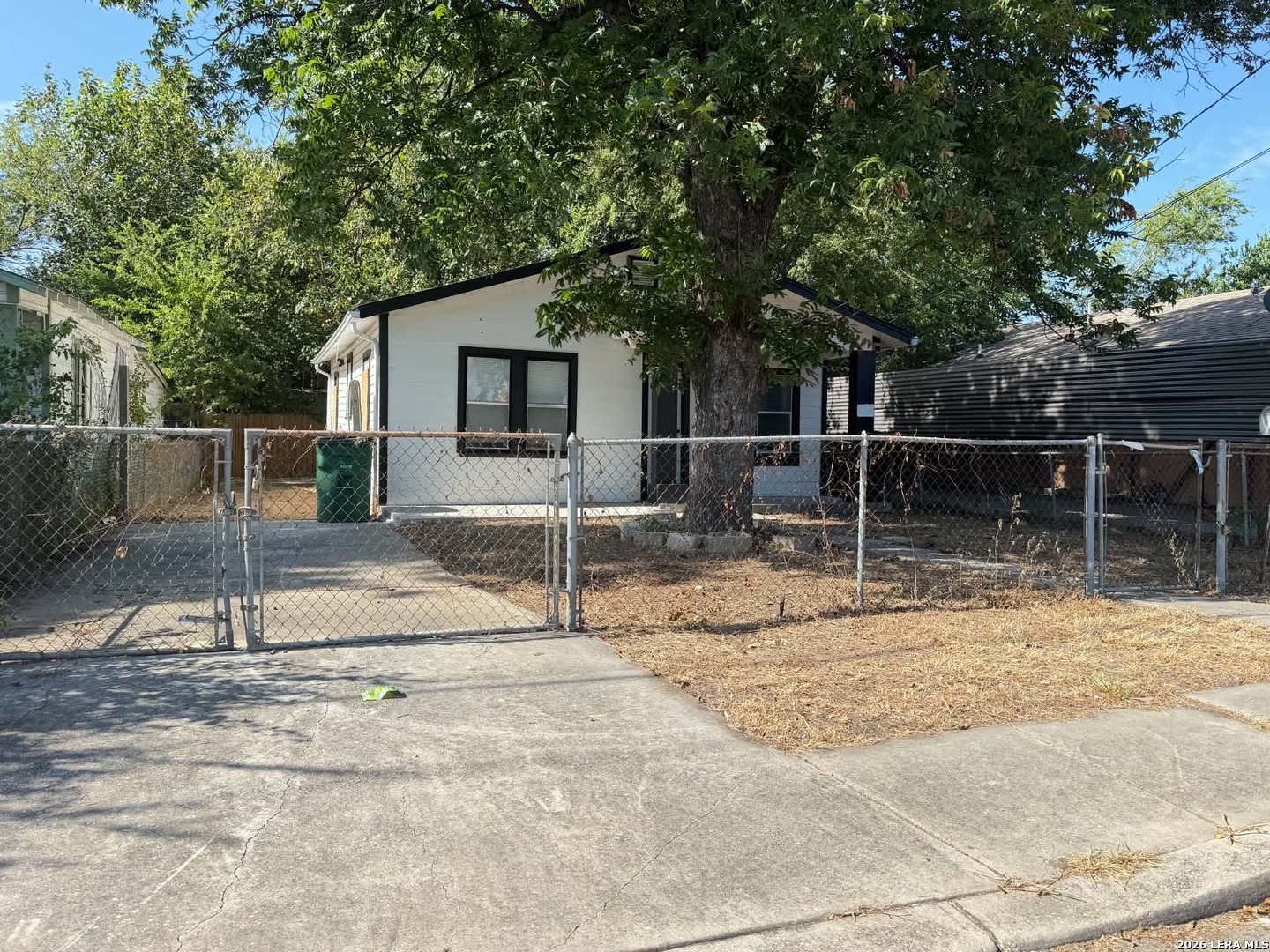 3022 El Paso Street San Antonio TX 78207