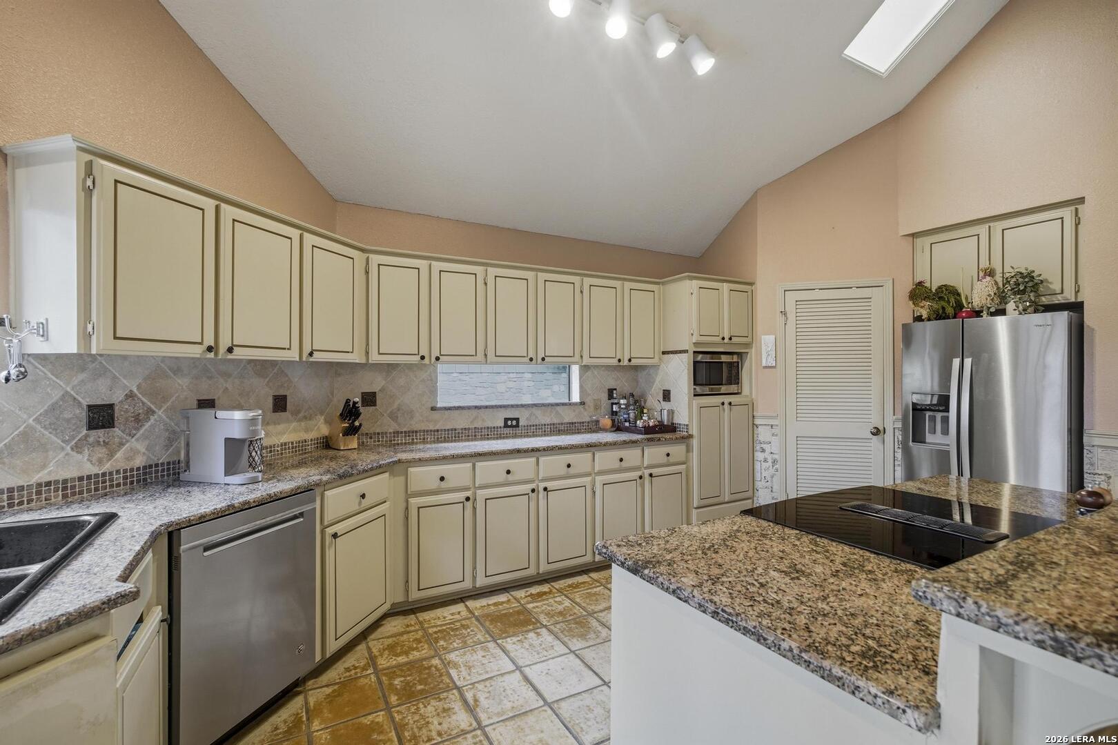 2031 Encino Vista San Antonio TX 78259
