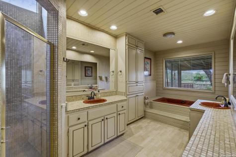 2031 Encino Vista San Antonio TX 78259