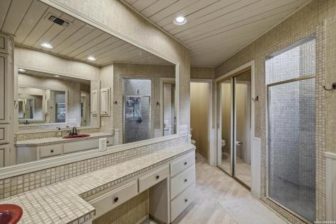 2031 Encino Vista San Antonio TX 78259