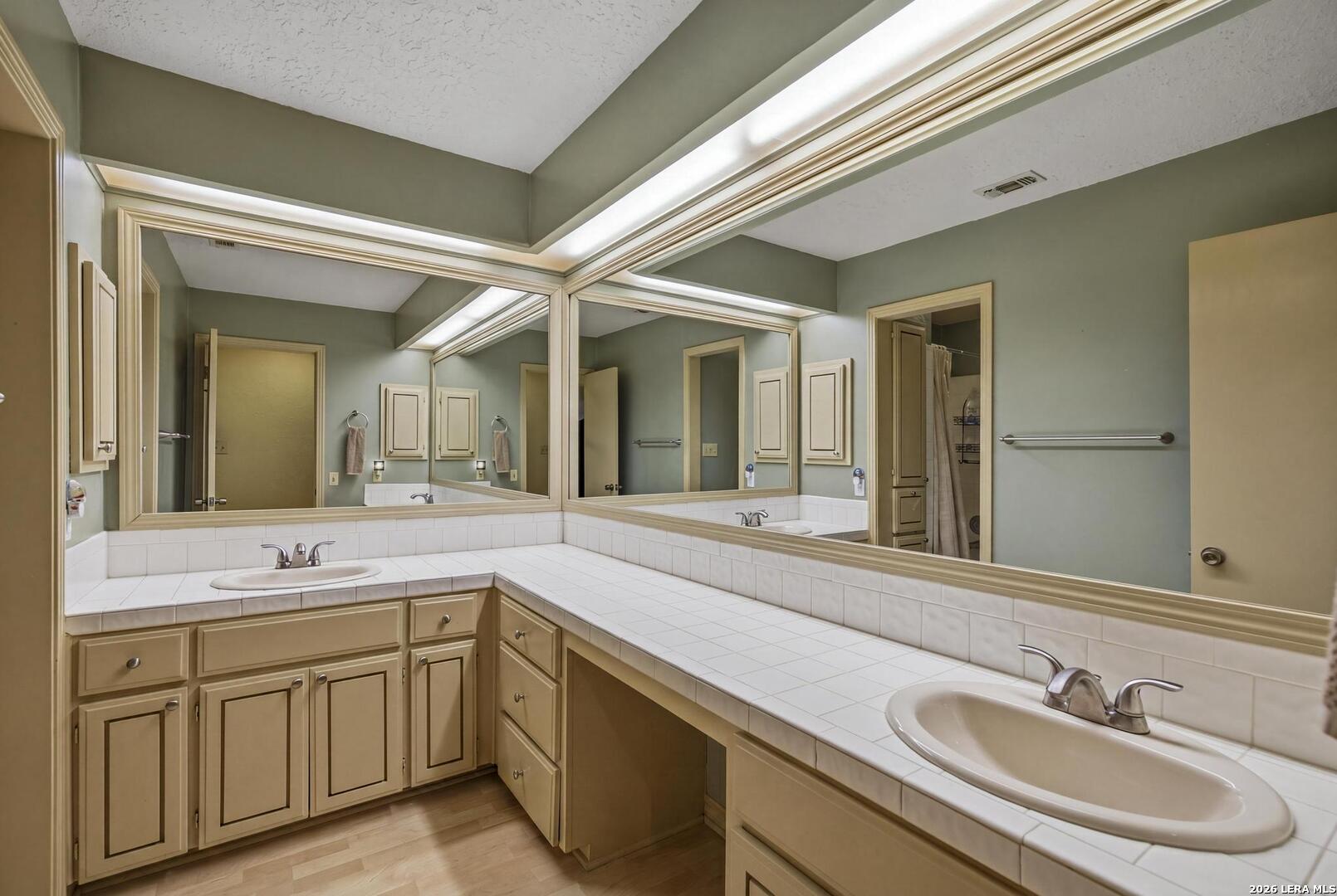 2031 Encino Vista San Antonio TX 78259