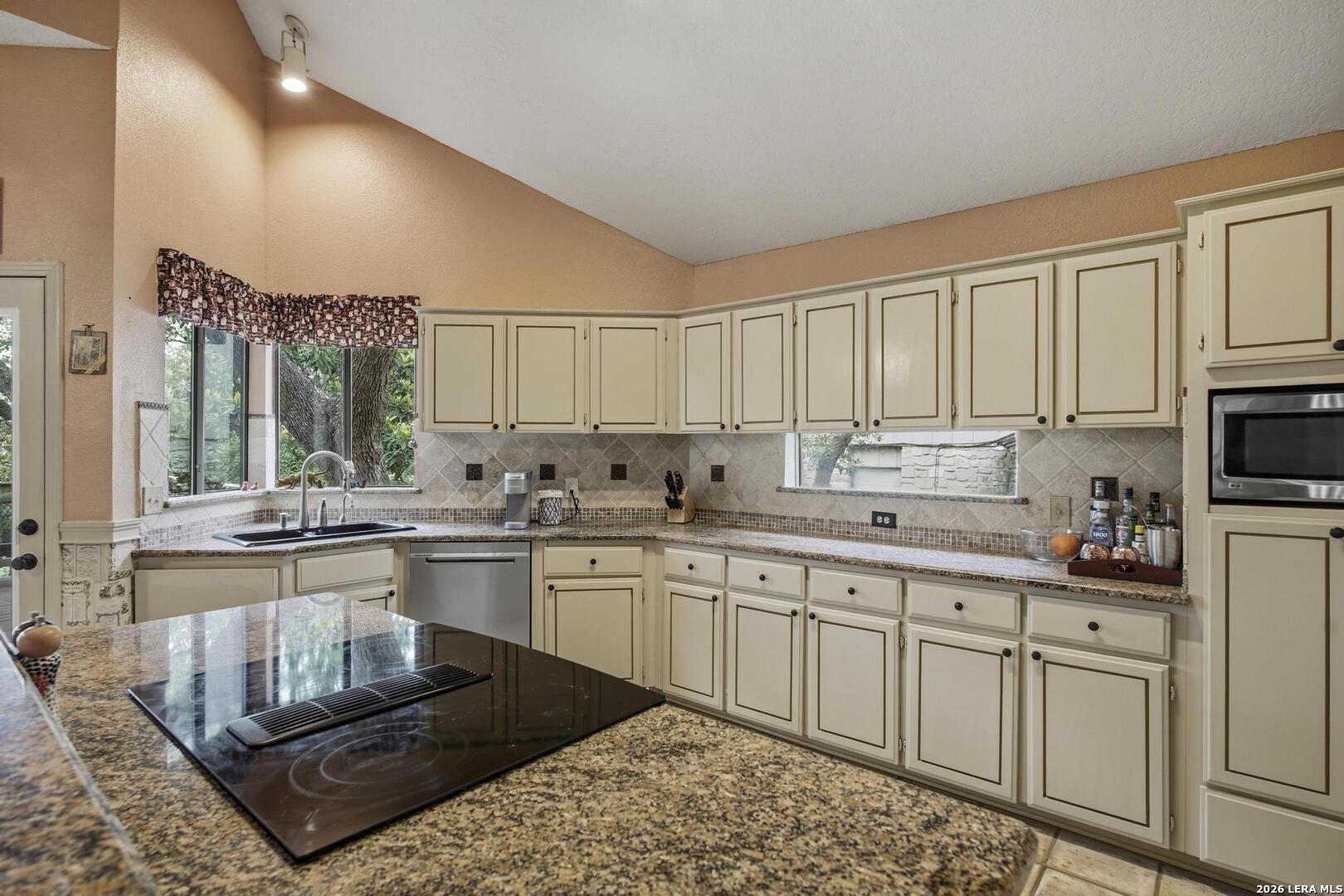 2031 Encino Vista San Antonio TX 78259