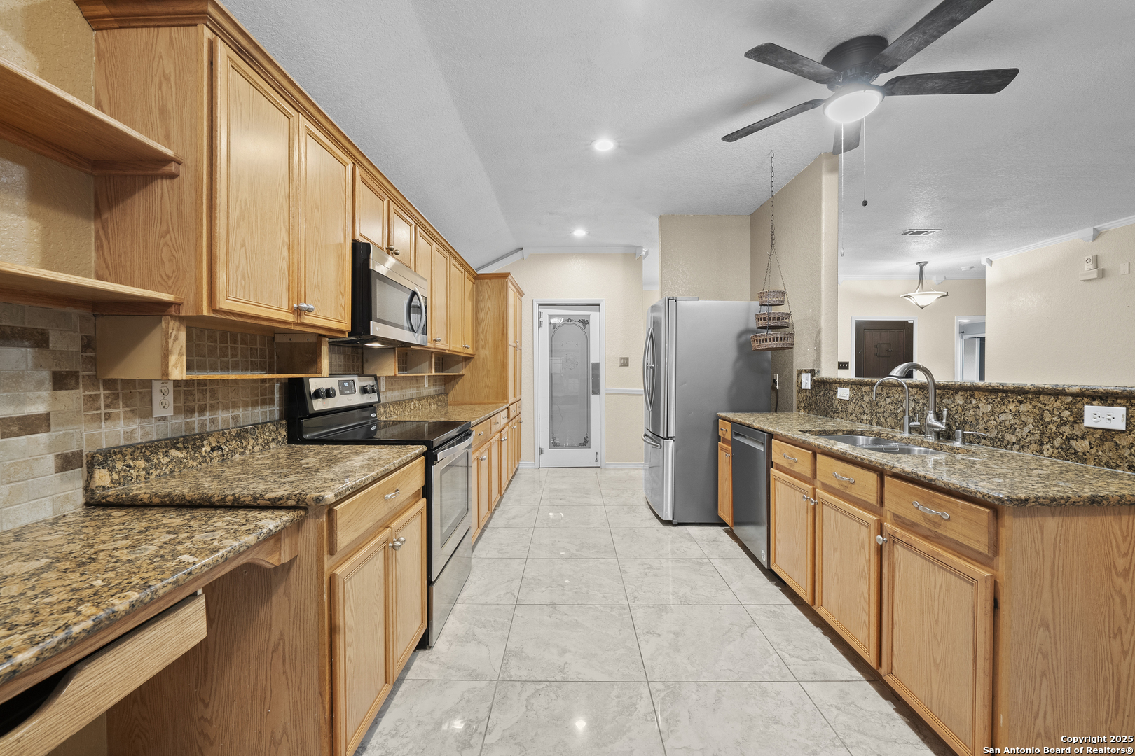 6739 Tezel Bend San Antonio TX 78250