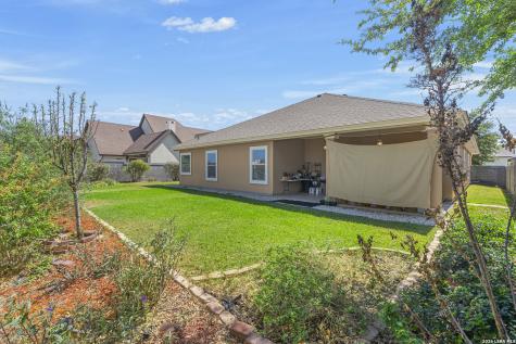1105 Coahuila Loop Laredo TX 78045
