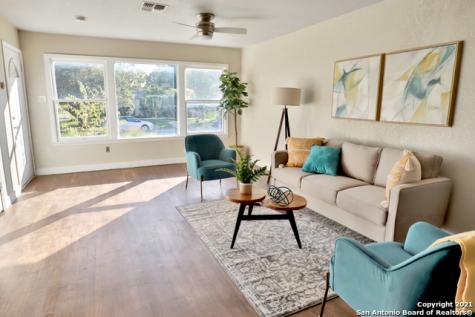 3 Cromwell Drive San Antonio TX 78201