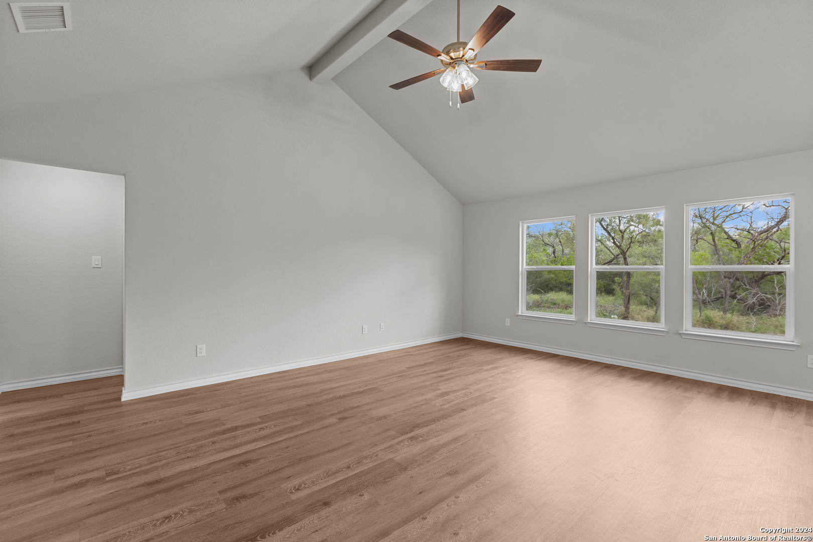 117 Sylas Hayes Loop Pleasanton TX 78064