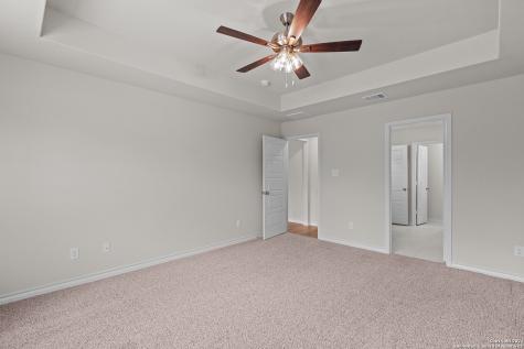 117 Sylas Hayes Loop Pleasanton TX 78064