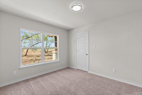 117 Sylas Hayes Loop Pleasanton TX 78064