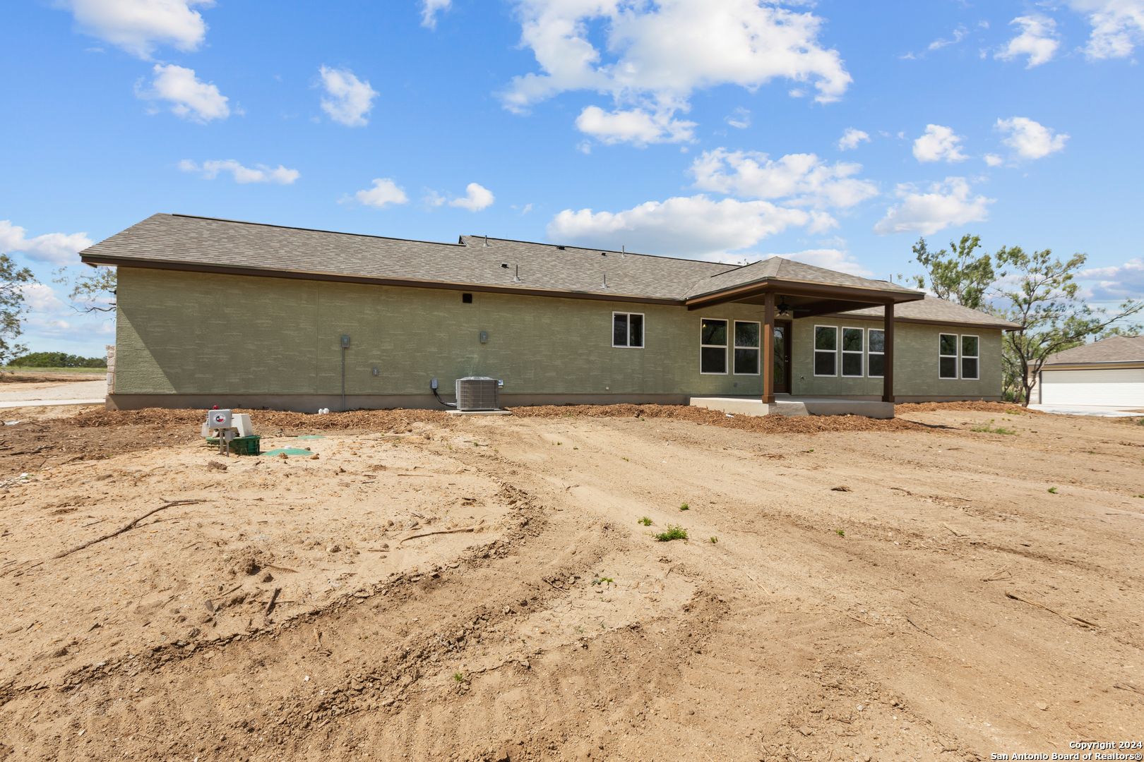 117 Sylas Hayes Loop Pleasanton TX 78064