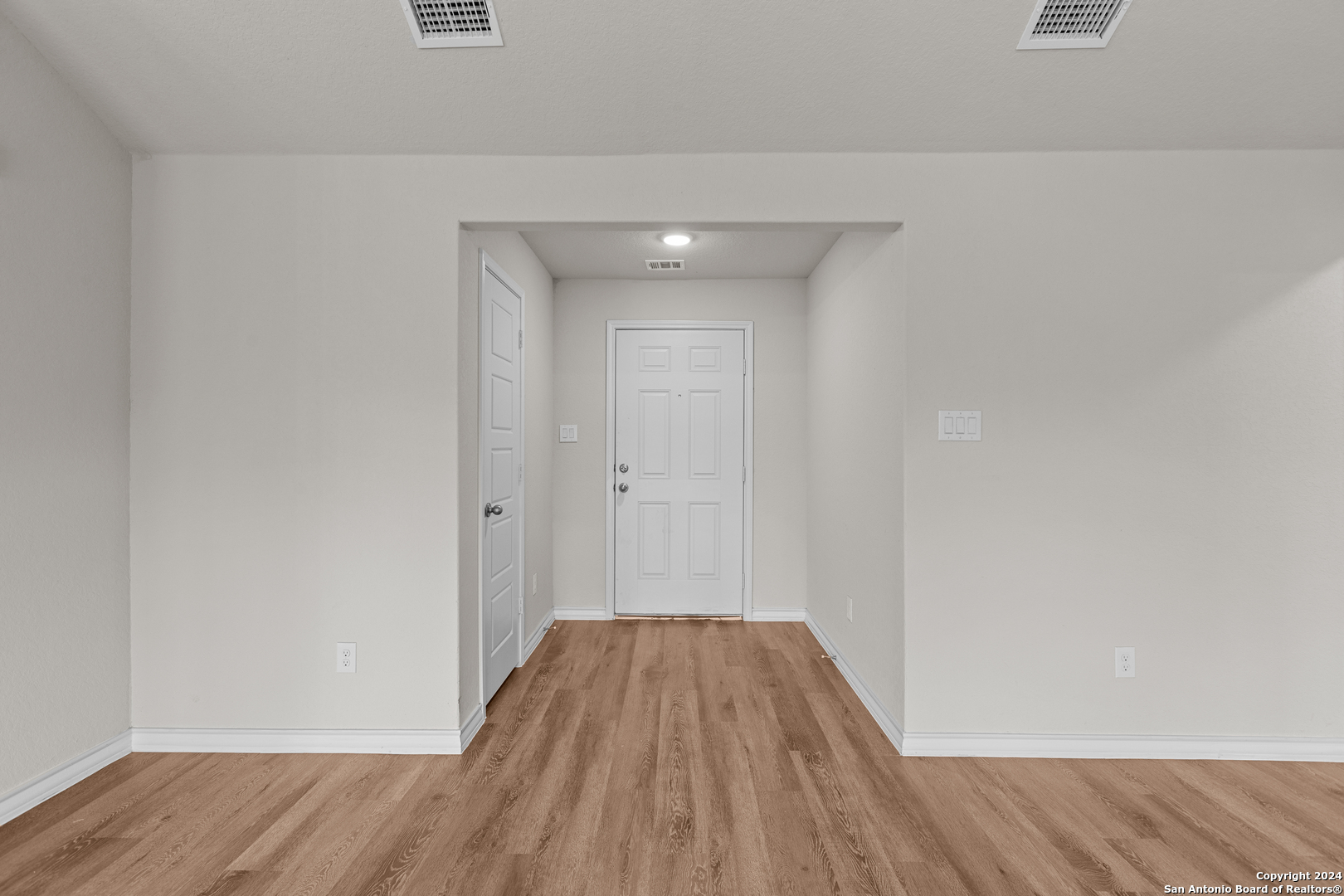 117 Sylas Hayes Loop Pleasanton TX 78064