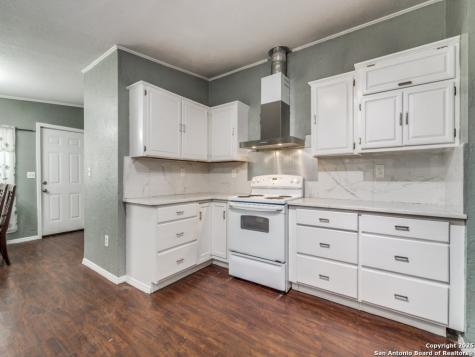 705 Walnut Way Boerne TX 78006