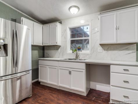 705 Walnut Way Boerne TX 78006