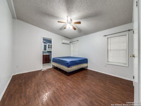 705 Walnut Way Boerne TX 78006